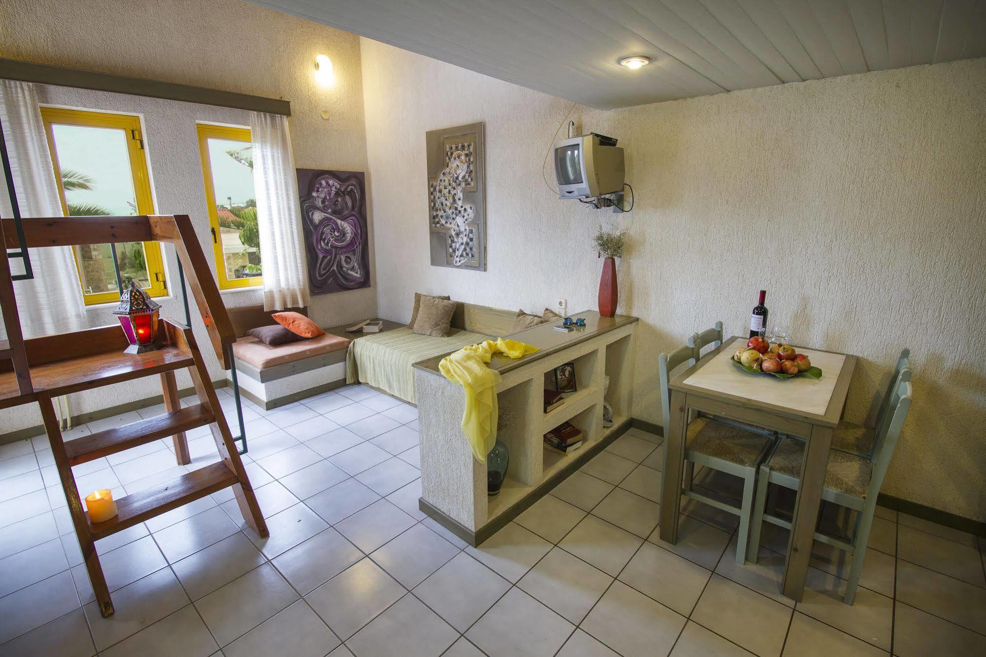 Tavronitis Lycasti Maisonettes מראה חיצוני תמונה